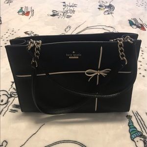 kate spade WKRU 4764 cherry street